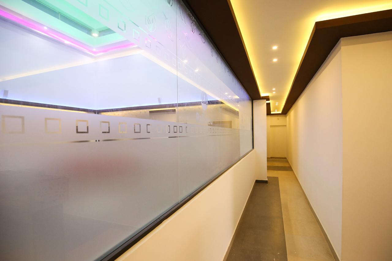 Hotel Oyo 10152 Rail View Residency Alappuzha Exterior foto