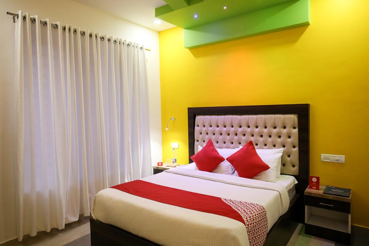 Hotel Oyo 10152 Rail View Residency Alappuzha Exterior foto