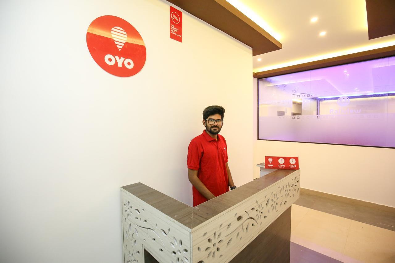 Hotel Oyo 10152 Rail View Residency Alappuzha Exterior foto